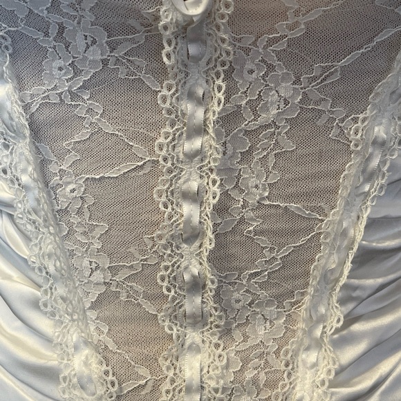 Outcast DELTA Mini Dress White Lace Tie Back NWT Size Small - Picture 8 of 16